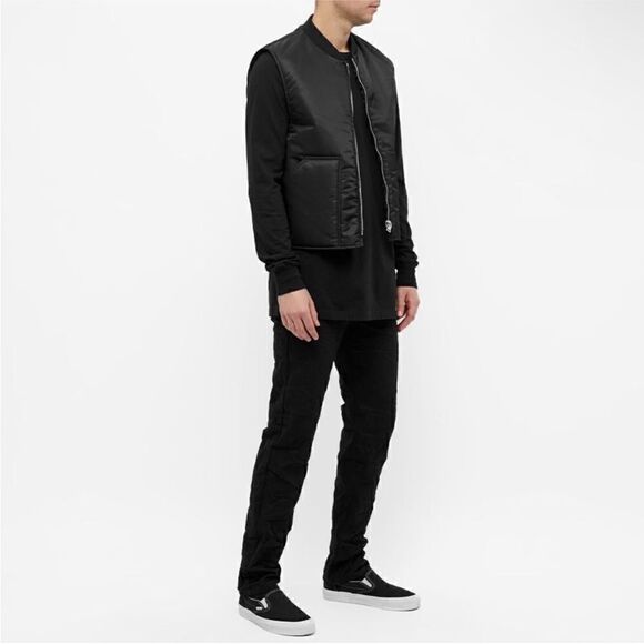 Ksubi NWT Hazlow Ace Black Mid Rise Tapered Fit
Men's Size 29 - Picture 5 of 11